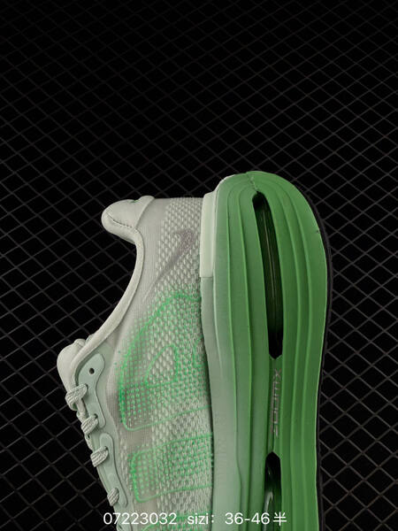 Nike Air Zoom Vomero Premium ReactX light green silver black EU 36-46 running