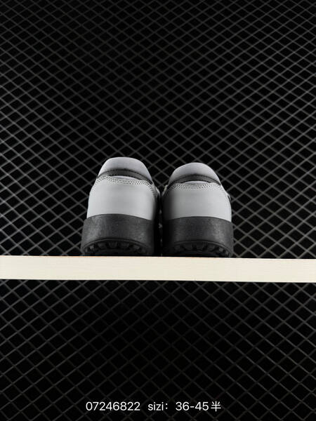 Nike Terra Manta HQ4502 grey black EU 36-45 lifestyle
