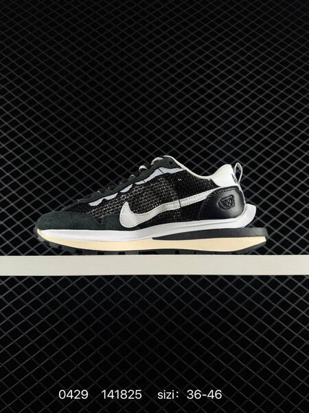 Nike VaporWaffle sacai Summit White University Red-Black and Black White EU 36-46 lifestyle