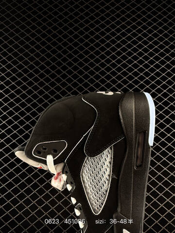 Air Jordan 5 Retro Black Metallic Reimagined 2025 Replica AIR JORDAN 5 Aj5 Lifestyle (BS-79099)
