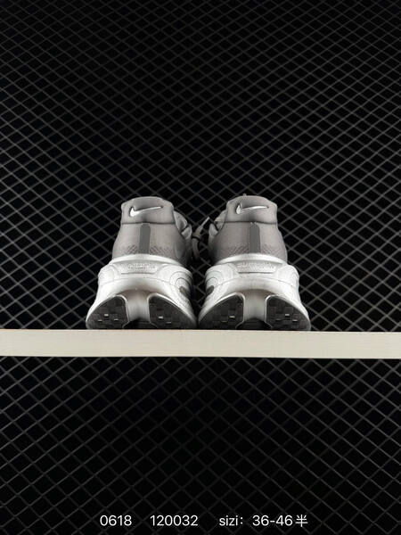 Nike Vomero Premium grey silver EU 36-46 running shoe