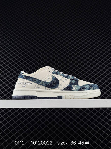 Nike Dunk SB Low white blue monogram denim 36-45 skate lifestyle