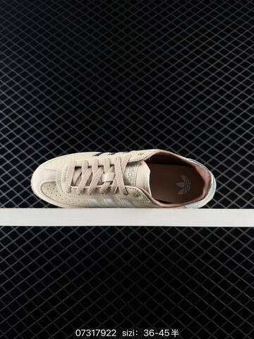 Other Adidas Originals Changle KJ3961 SIZE 36 36 37 38 38 39 40 40 4 Lifestyle - Unisex (BS-74757)