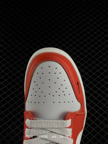Nike AIR JORDAN 1 LOW SE Lifestyle (BS-70615)