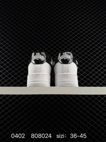 Nike Air Force 1 07 lifestyle