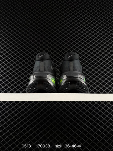 Nike VOMERO PREMIUM ReactX Air Zoom lifestyle