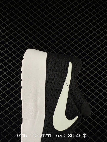 Nike Tanjun Black White 36-46 running lifestyle
