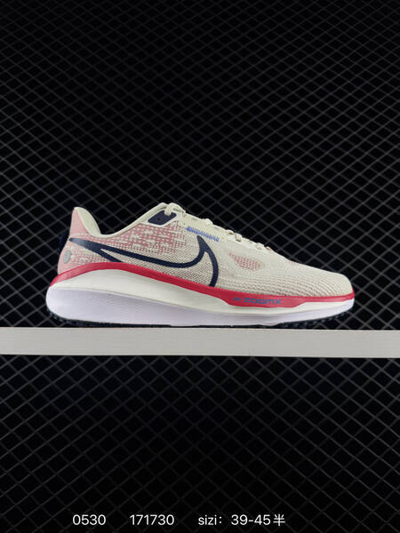 NIKE Air Zoom Vomero 17 lifestyle