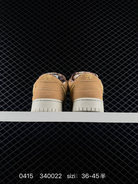 Nike SB Dunk Low Wheat suede with pale yellow Swoosh light bone outsole patterned lining laces EU 36-45 with half sizes skate lifestyle