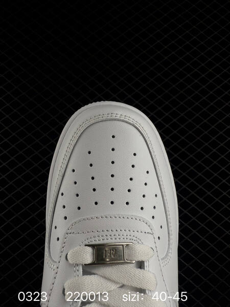 Nike Air Force 1 07 lifestyle