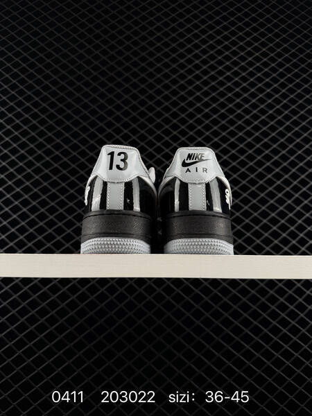Nike Air Force 1 07 Black Wolf Grey White EU 36-45 lifestyle