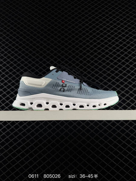 On Cloudstratus black white EU 36-45 running