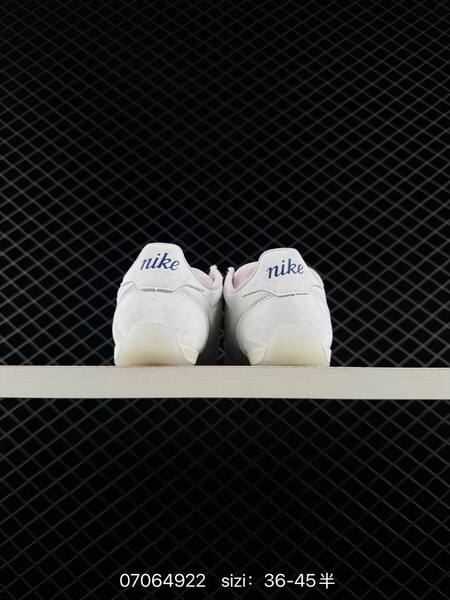 Nike Sprint Sister II white light pink blue cream EU 36-45 lifestyle