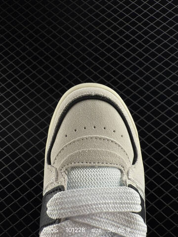 Adidas FORUM2000 Lifestyle (BS-77836)