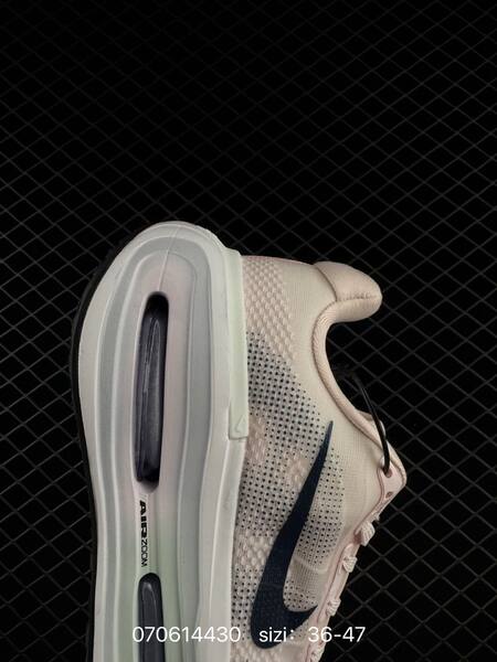 Nike VOMERO PREMIUM ReactX Air Zoom light pink white black mint EU 36-47 running