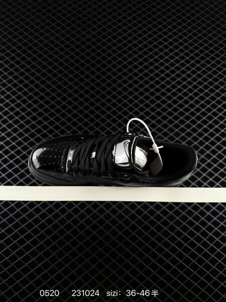 Nike Air Force 1 07 gloss black EU 36-46 casual