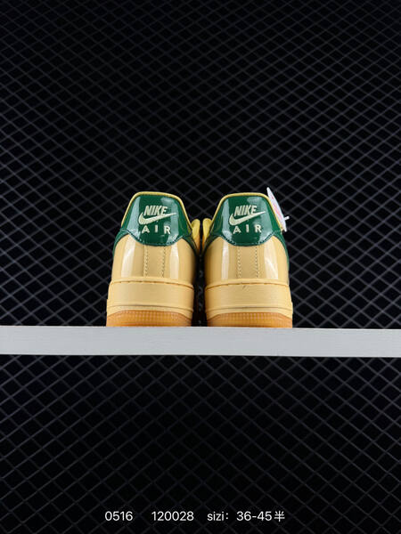 Nike Air Force 1 07 LV8 pale yellow dark green gum yellow EU 36-45 skate