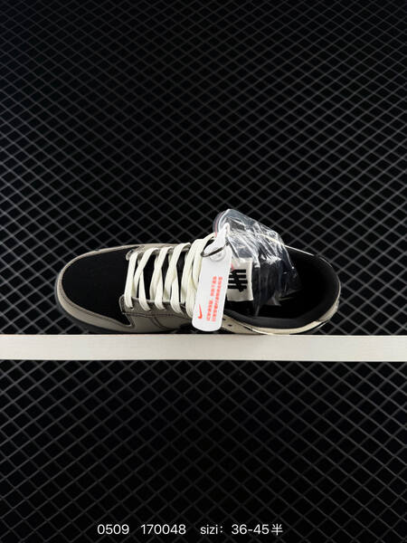 Nike SB Dunk Low Undefeated black off white grey EU 36-45 skate