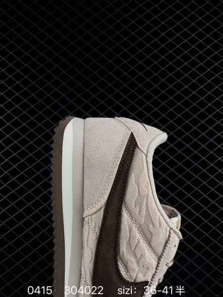 Nike Classic Cortez Light beige with dark brown swoosh brown outsole EU 36-41 5 lifestyle