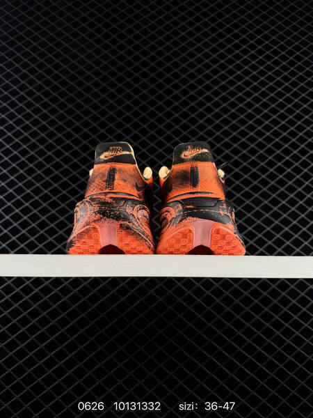 Nike Vomero Premium Melitta Baumeister bright orange black peach beige EU 36-47 running shoe
