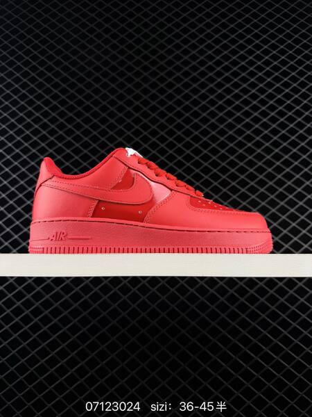 Nike Air Force 1 07 triple red EU 36-45 lifestyle