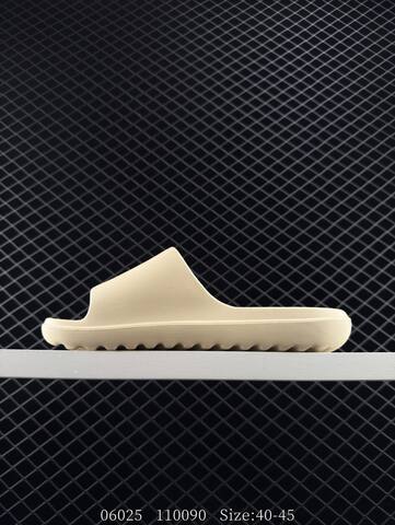Other Adidas ADILETTE LUMIA JP9578 40-45 110090 Lifestyle - Men's (BS-78327)
