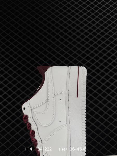 Nike Air Force 1 07 Low white burgundy 36-45 lifestyle