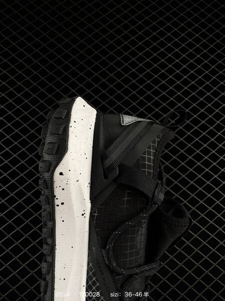 Nike ACG Mountain Fly Low GTX SE black white EU 36-46 trail