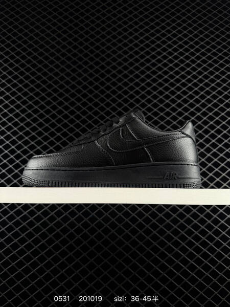 Nike Air Force 1 07 Low black white EU 36-45 lifestyle