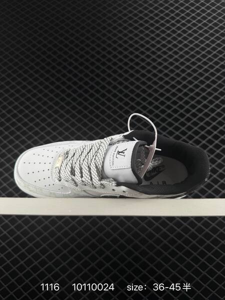 Nike Air Force 1 07 White Navy EU 36-45 5 lifestyle
