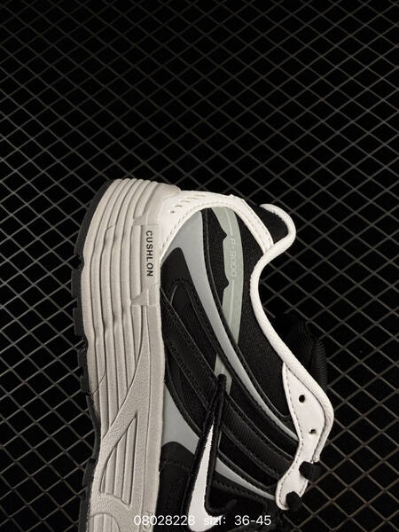 Nike P-9000 black white grey EU 36-45 running