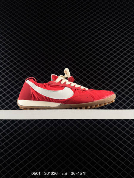 Nike Jacumoon red white gum EU 36-45 lifestyle