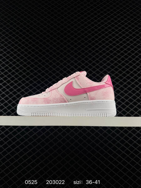 Nike Air Force 1 07 Low light pink hot pink white EU 36-41 lifestyle
