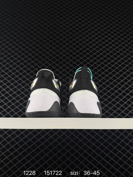 Nike Zoom 2K White Black EU 36-45 lifestyle