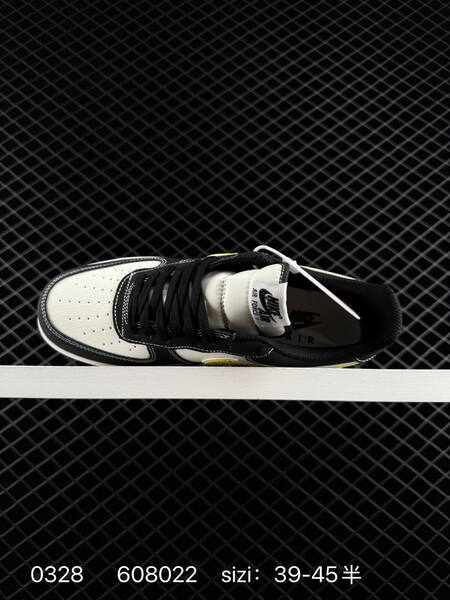 Nike Air Force 1 07 Low black white yellow EU 39-45 skate