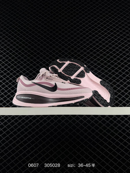 Nike VOMERO 18 GTX Nike VOMERO 18 HQE98 305028 Size 36 4 lifestyle