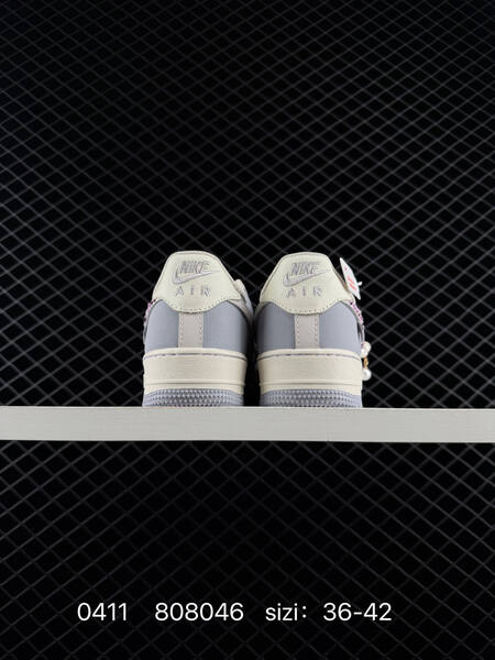 Nike Air Force 1 07 LV8 Light grey cream white lavender purple with glitter rose Swoosh and pearl charm EU 36-42 lifestyle