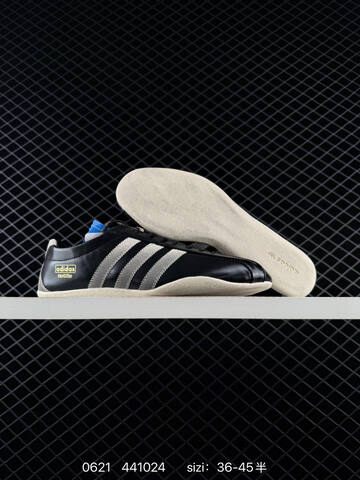 Other Adidas Tokyo W Lifestyle (BS-75185)