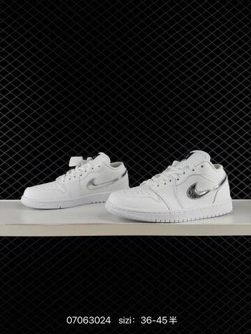 Air Jordan 1 Low Metallic Gold AIR JORDAN 1 Aj1 Lifestyle (BS-79023)