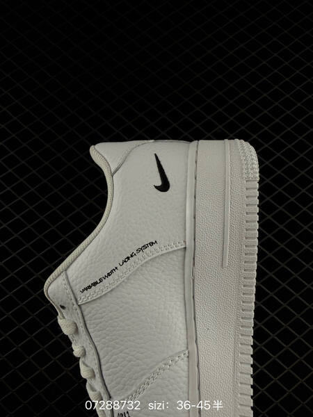Nike Air Force 1 07 CW7581-101 white black EU 36-45 lifestyle