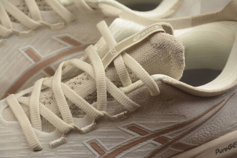 ASICS GEL NIMBUS 27 1011C096 200 Beige Off White US 8 5 EUR 42 UK 7 5 CM 26 5 Running Shoe Running Sneakers - Men's (BS-59738)