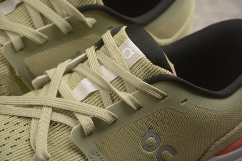On Running Cloud X 4 3ME30043082 Caper Salmon White Black US 8 EU 41 UK 7 5 JP 26 Running Shoe Running Sneakers - Men's (BS-59776)