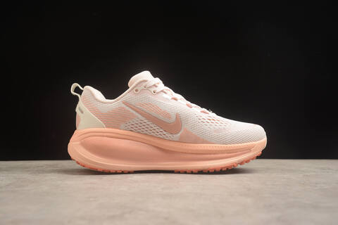 Nike Vomero 18 HM6804 601 Light Orange EU 36 5 Running Shoe - Women's (BS-59448)