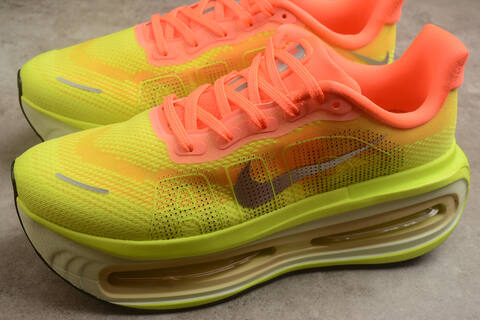Nike VOMERO PREMIUM Lifestyle (BS-59717)