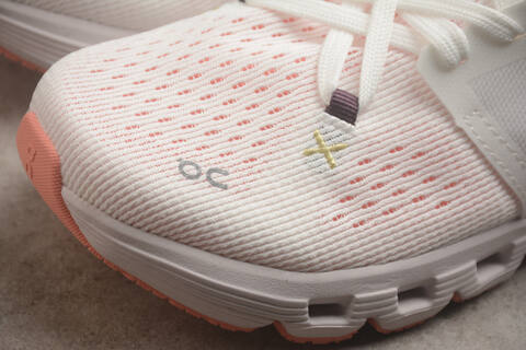 On Cloud X 4 3ME300712 Ivory Sand Pale Pink Coral US 8 EU 41 UK 7 5 JP 26 Running Shoe Running Sneakers - Men's (BS-59778)