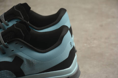 On Cloudflow 5 Light Blue Black Grey US 7 EU 40 UK 6 5 JP 25 Running Shoe Running Sneakers - Men's (BS-59849)