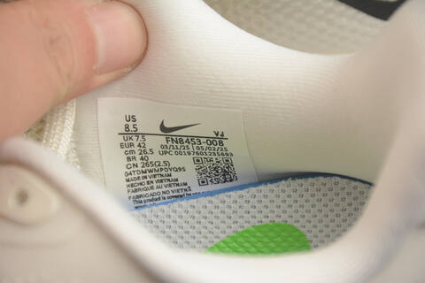 Nike VOMERO PREMIUM Lifestyle (BS-59726)