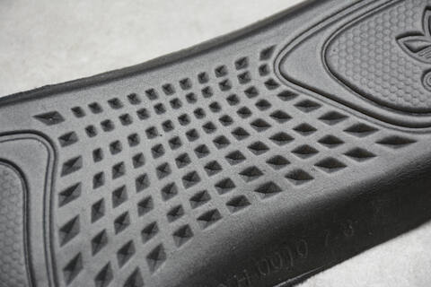 Yeezy 350 V2 FY4176 Dark Grey Gum Brown Sneaker (BS-87525)