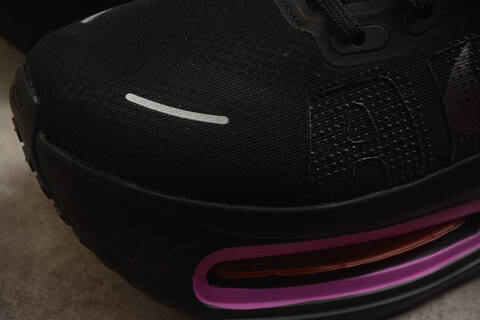 Nike VOMERO PREMIUM Lifestyle (BS-59714)