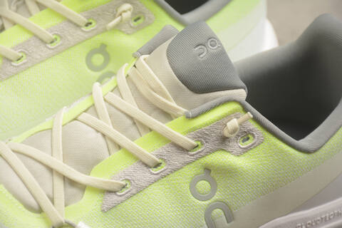 On Cloudtilt Neon Lime White Gray Running Shoe Running Sneakers (BS-59460)